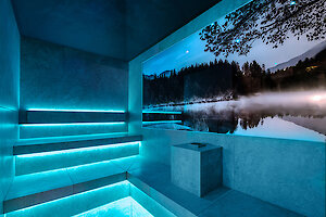 Gemütliche Lounge im Wellnesshotel Tonihof im Bayerischen Wald